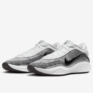 Nike G.T. Hustle Academy Men's Basketball Shoes, Size: 8.5, White Black